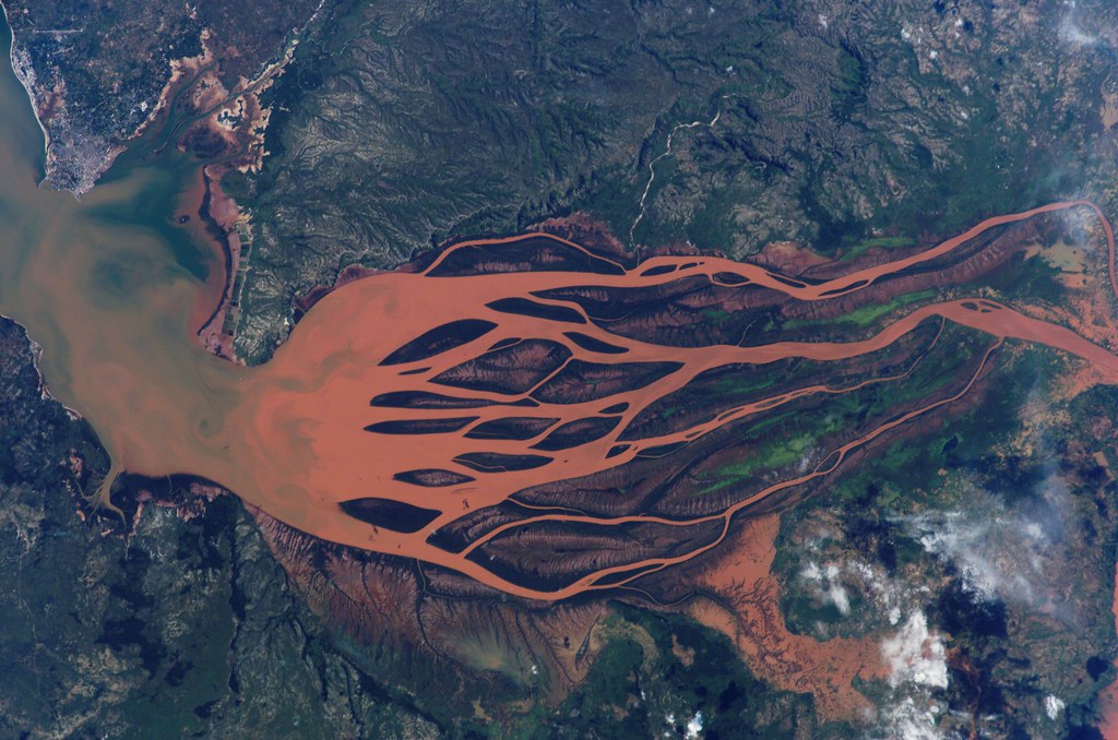 Archive: Mouth of the Betsiboka River, Madagascar (NASA, International Space Station, 03/08/05)